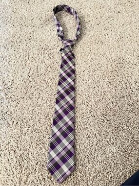 Purple Plaid Men's Neck Tie - Classic Check Pattern